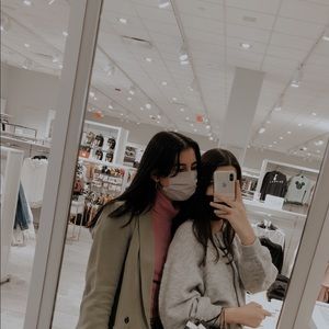 Meet your Posher, Luisa